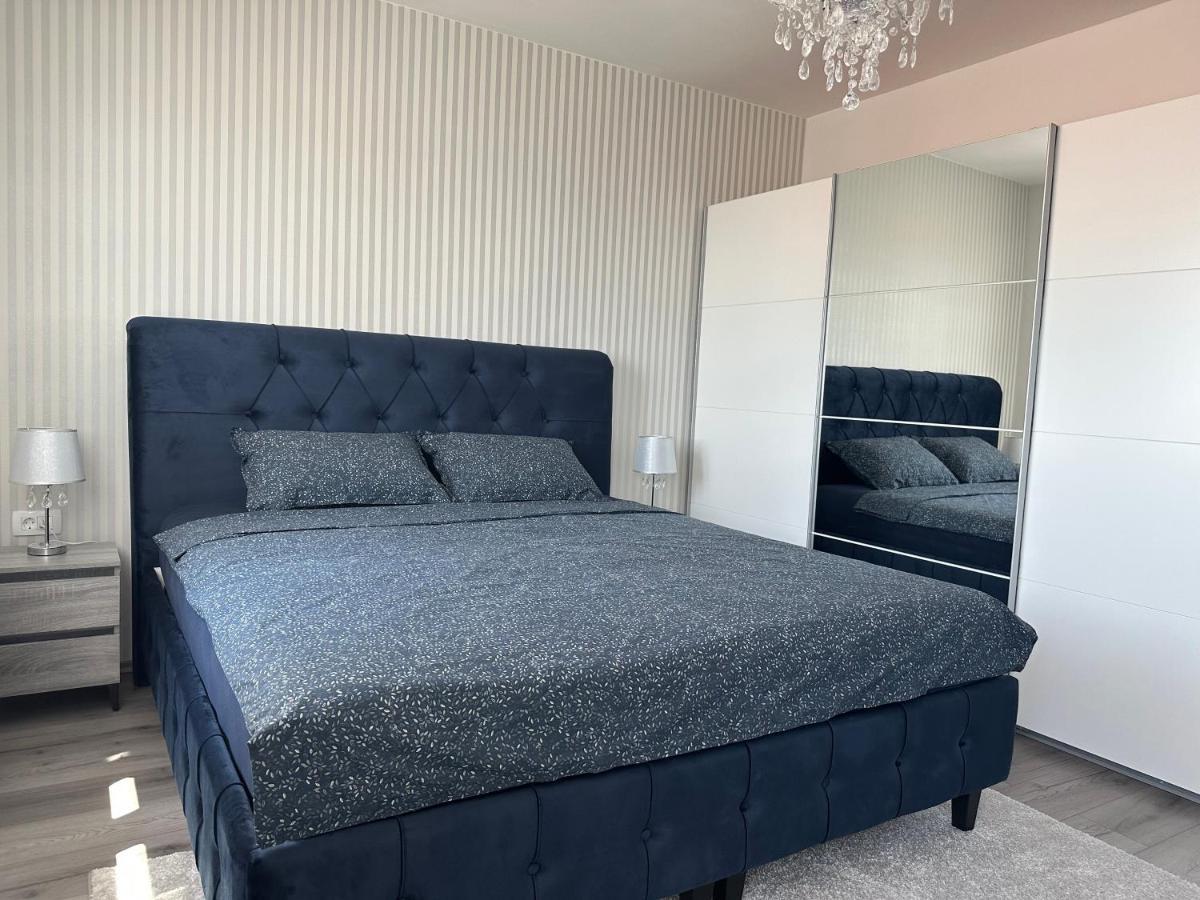 Bellevue Apartment Crikvenica Bagian luar foto
