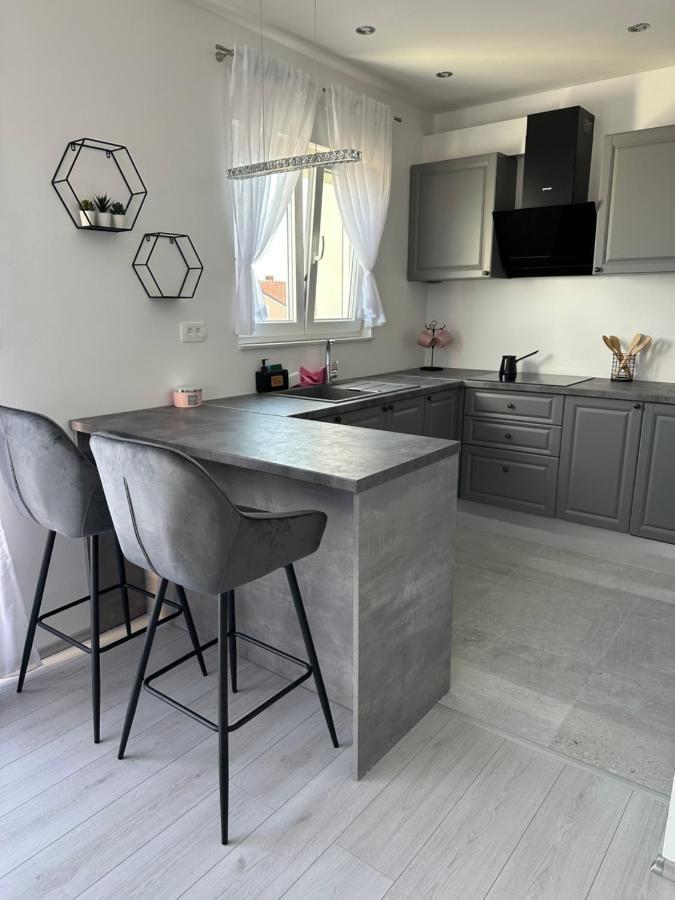Bellevue Apartment Crikvenica Bagian luar foto