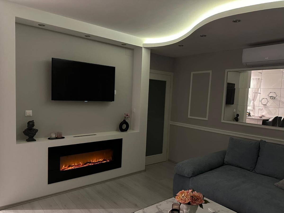 Bellevue Apartment Crikvenica Bagian luar foto